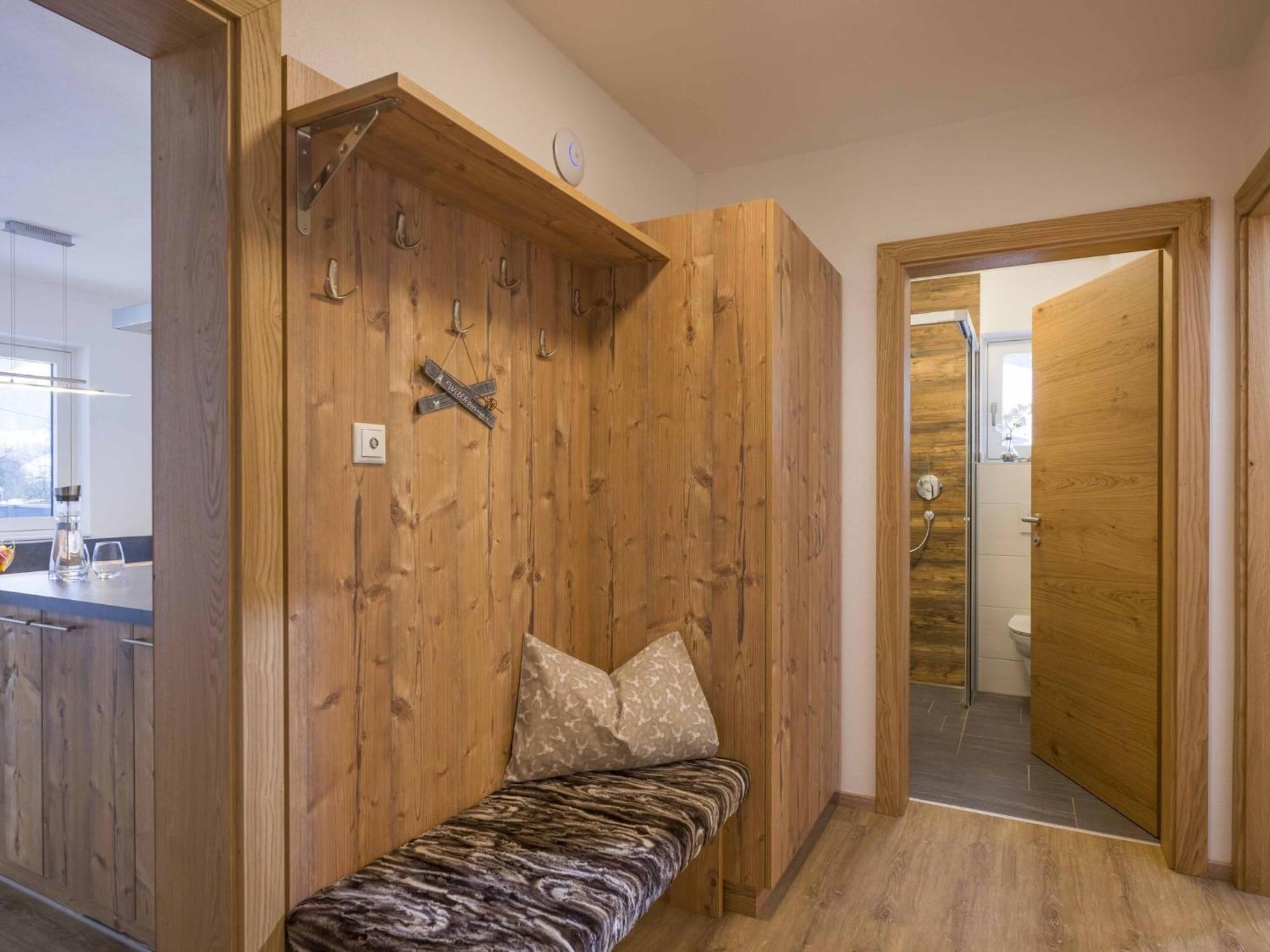 Residenz Gamper Apartment Brixen im Thale Luaran gambar